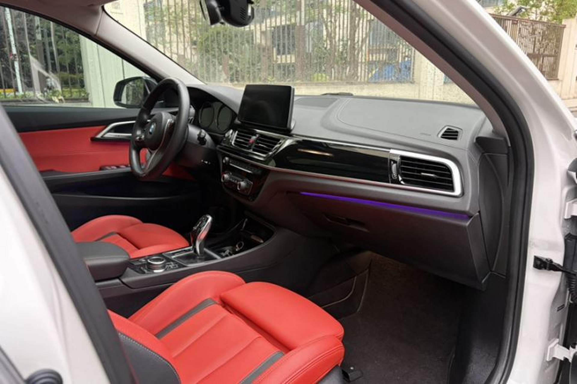 Used BMW 1 Series 2023 125i M Sport Night Edition Interior 2