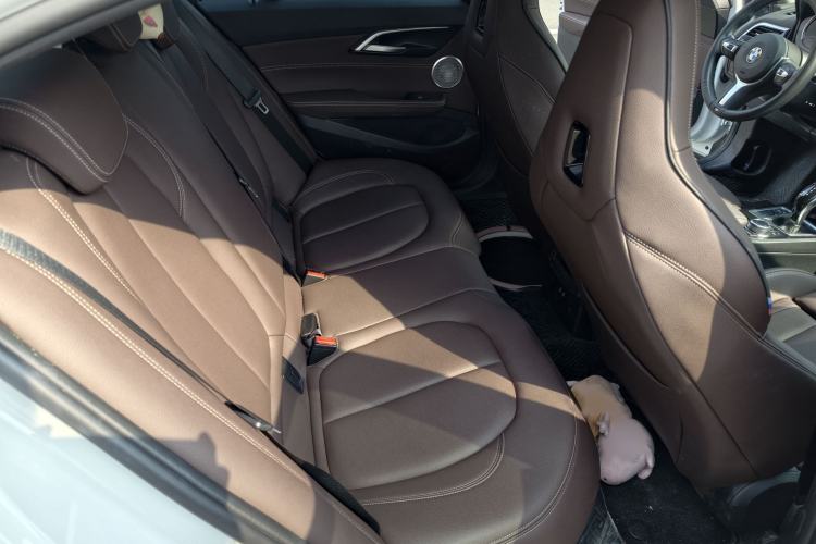 Used BMW 1 Series 2023 125i M Sport Night Edition Interior 3