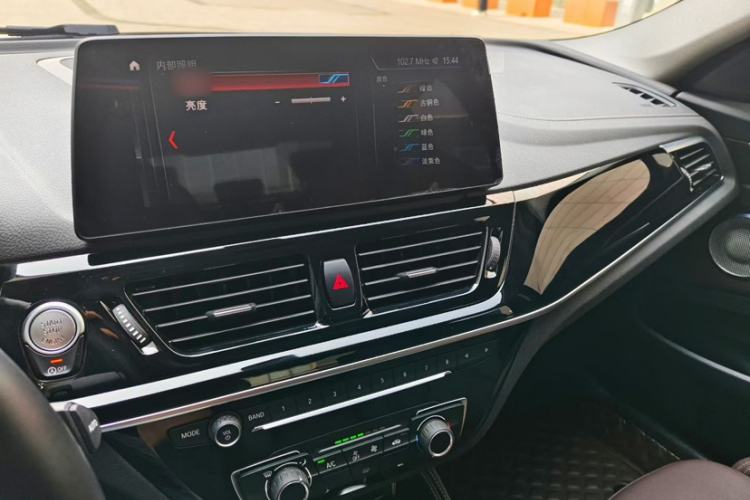Used BMW 1 Series 2023 125i M Sport Night Edition Interior 3