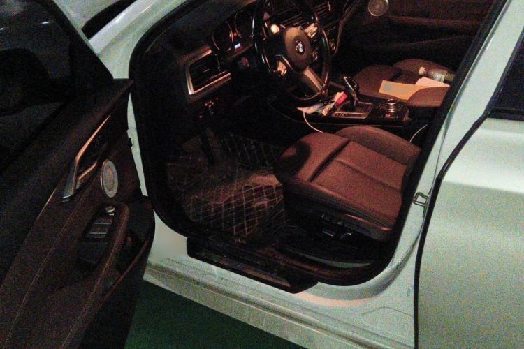 Used BMW 1 Series 2023 120i M Sport Night Edition Interior 3