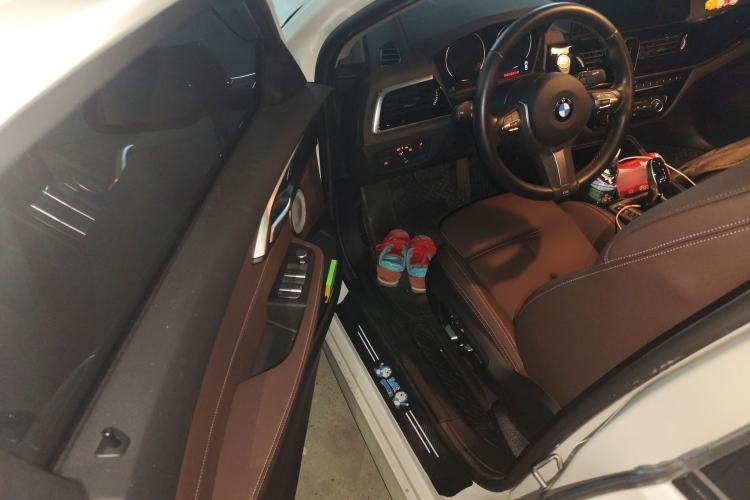 Used BMW 1 Series 2023 120i M Sport Night Edition Interior 3