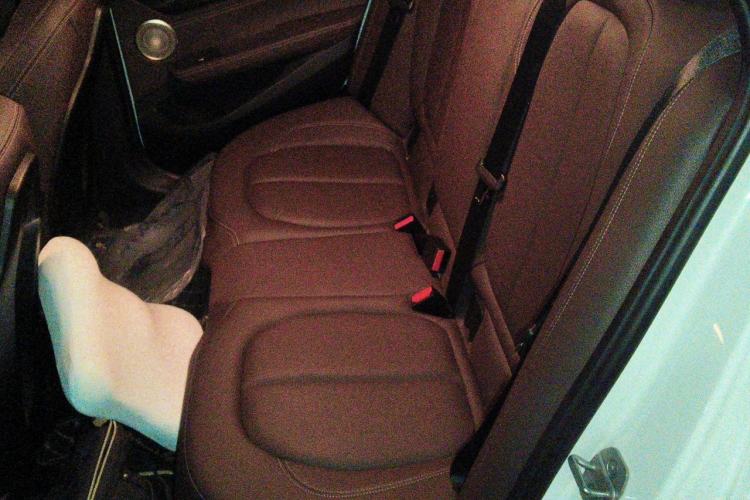Used BMW 1 Series 2023 120i M Sport Night Edition Interior 4