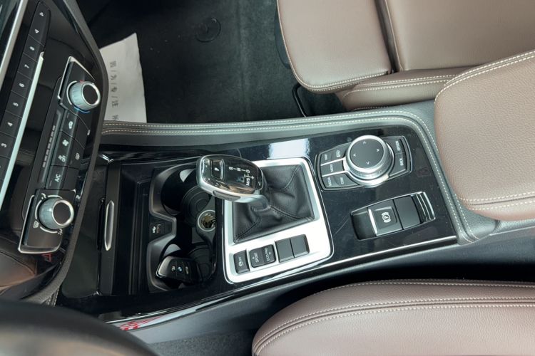 Used BMW 1 Series 2023 120i M Sport Night Edition Interior 4