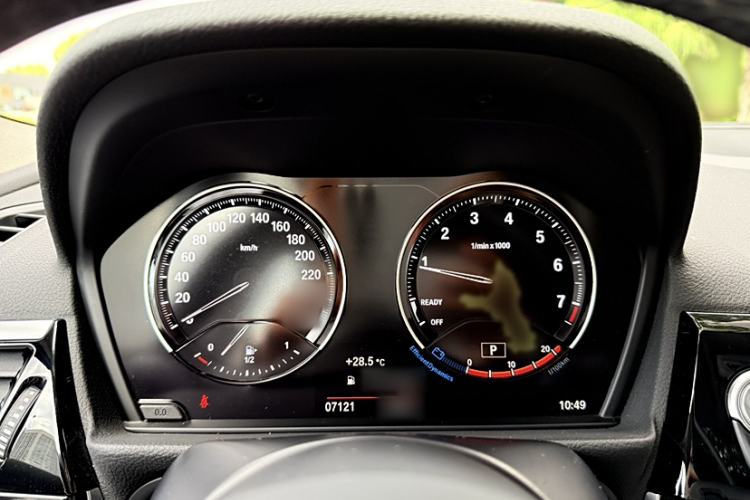 Used BMW 1 Series 2023 125i M Sport Night Edition Interior 5