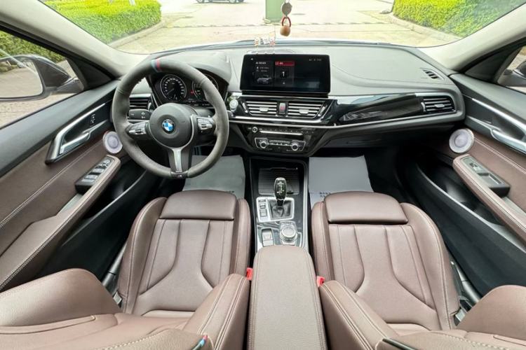 Used BMW 1 Series 2023 125i M Sport Night Edition Interior 5