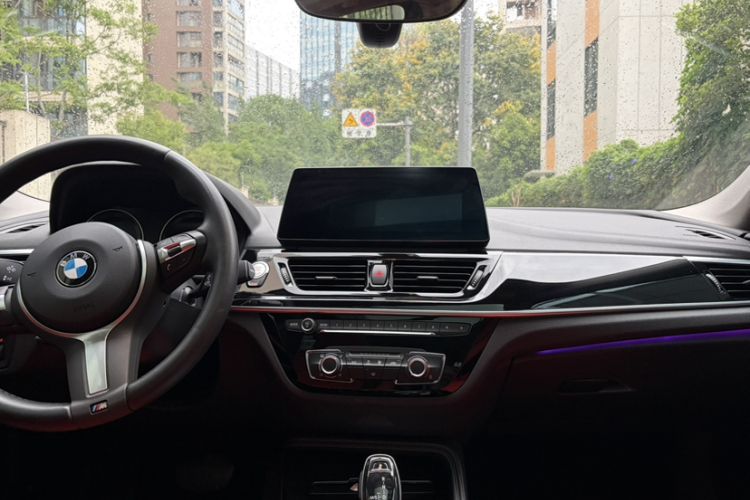 Used BMW 1 Series 2023 125i M Sport Night Edition Interior 6