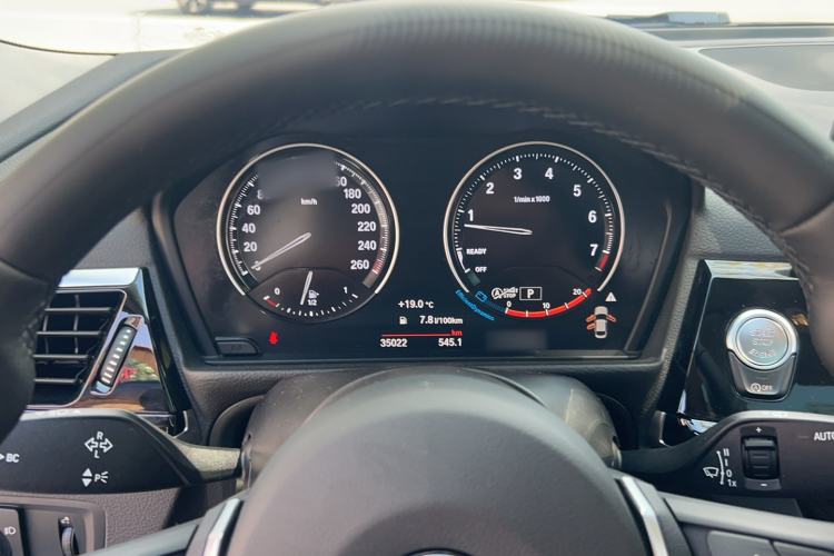 Used BMW 1 Series 2023 125i M Sport Night Edition Interior 7