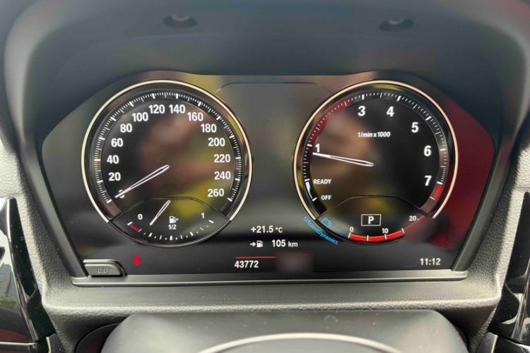 Used BMW 1 Series 2023 125i M Sport Night Edition Interior 7