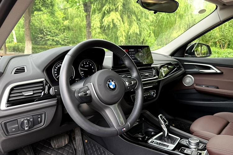 Used BMW 1 Series 2023 125i M Sport Night Edition Interior 9