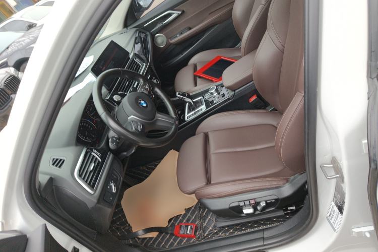 Used BMW 1 Series 2023 120i M Sport Night Edition Left Front Seat