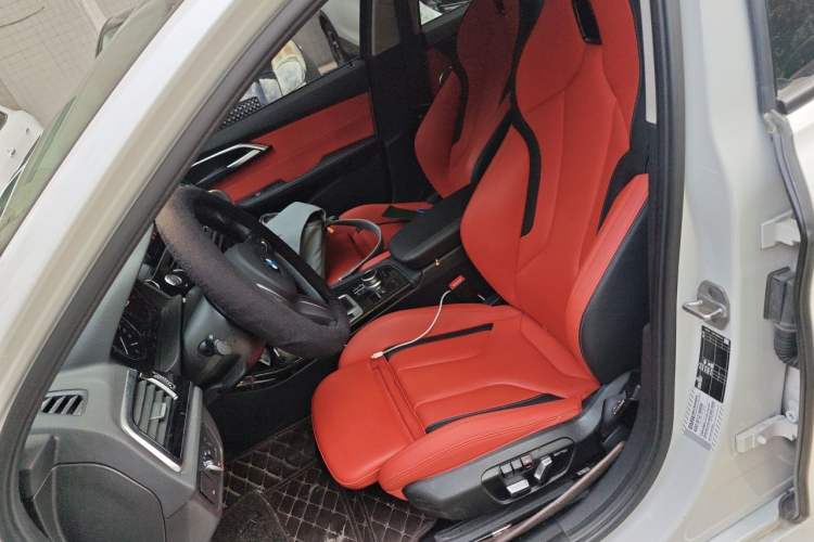 Used BMW 1 Series 2023 125i M Sport Night Edition Left Front Seat