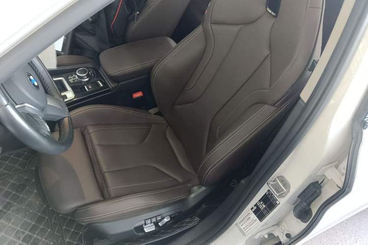 Used BMW 1 Series 2023 125i M Sport Night Edition Left Front Seat
