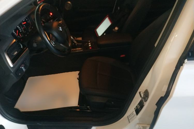 Used BMW 1 Series 2023 120i M Sport Edition Left Front Seat