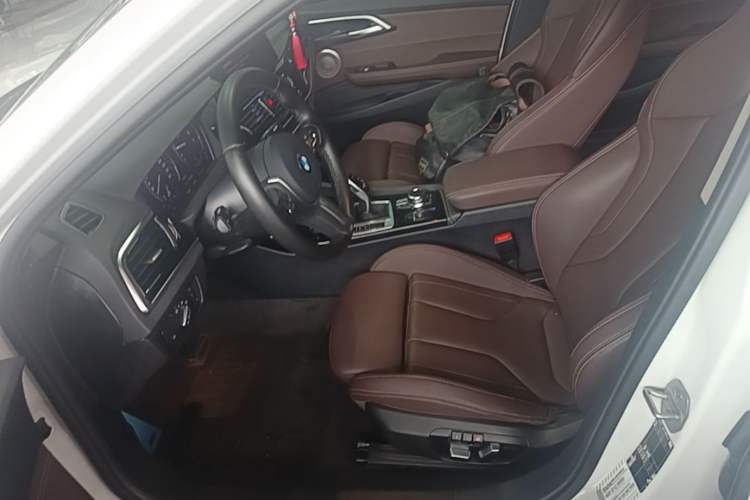 Used BMW 1 Series 2023 125i M Sport Night Edition Left Front Seat