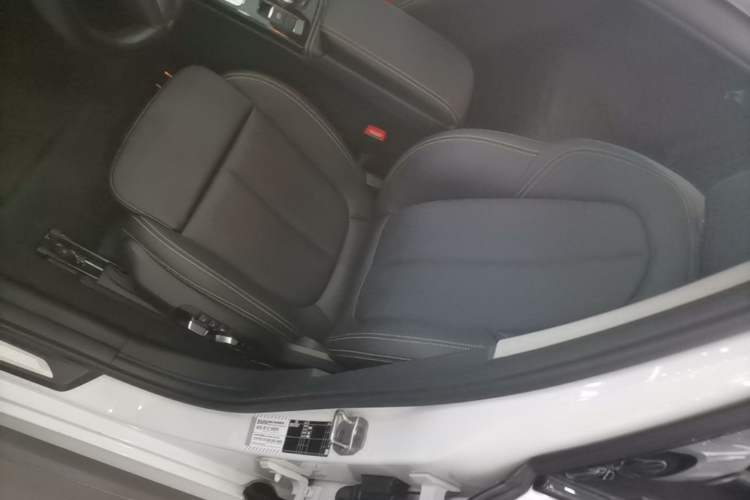 Used BMW 1 Series 2023 120i M Sport Brilliant Edition Left Front Seat