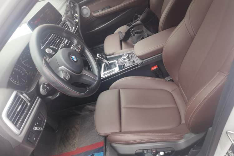 Used BMW 1 Series 2023 120i M Sport Night Edition Left Front Seat