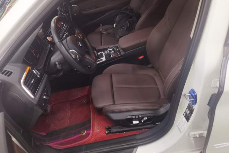 Used BMW 1 Series 2023 120i M Sport Edition Left Front Seat