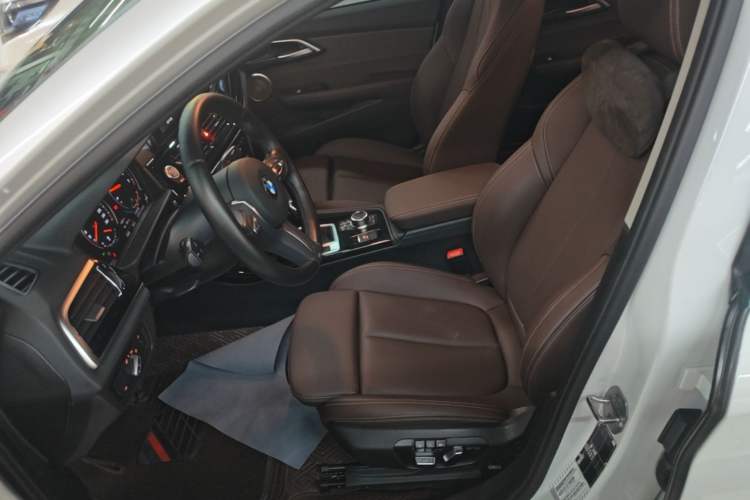 Used BMW 1 Series 2023 120i M Sport Night Edition Left Front Seat