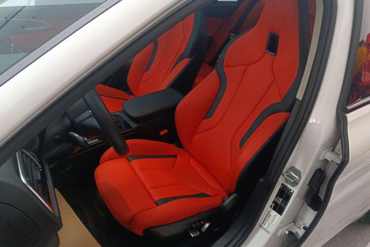 Used BMW 1 Series 2023 125i M Sport Night Edition Left Front Seat