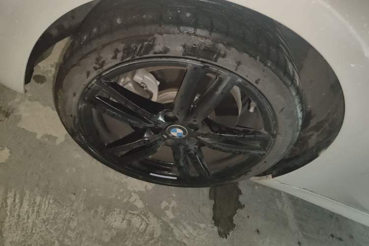 Used BMW 1 Series 2023 125i M Sport Night Edition Left Front Wheel Hub