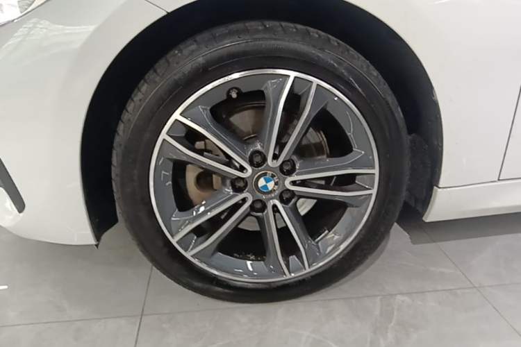 Used BMW 1 Series 2023 120i M Sport Edition Left Front Wheel Hub