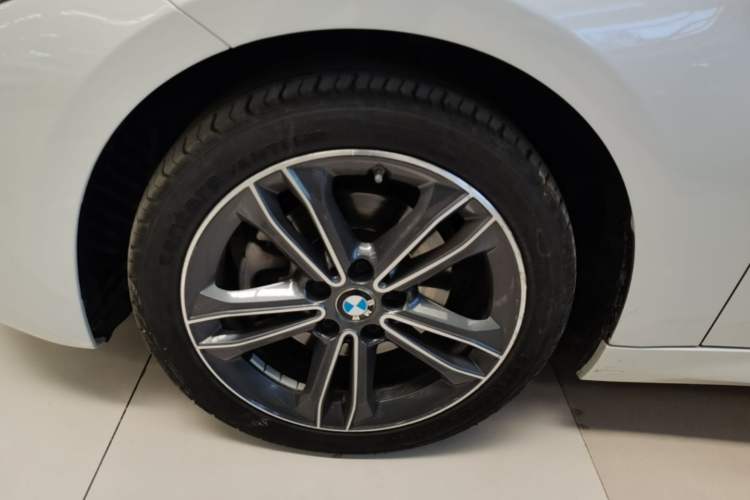 Used BMW 1 Series 2023 120i M Sport Edition Left Front Wheel Hub