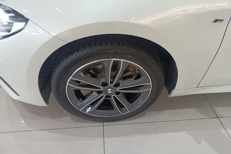Used BMW 1 Series 2023 120i M Sport Edition Left Front Wheel Hub