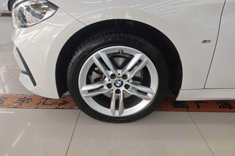 Used BMW 1 Series 2023 120i M Sport Night Edition Left Front Wheel Hub