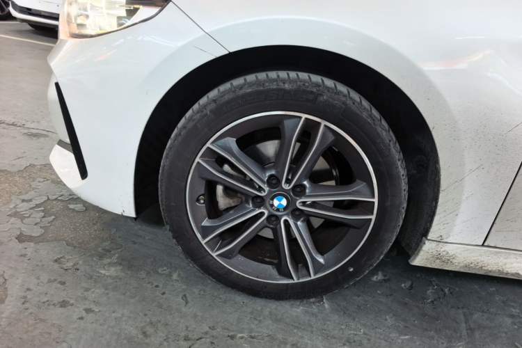 Used BMW 1 Series 2023 120i M Sport Edition Left Front Wheel Hub