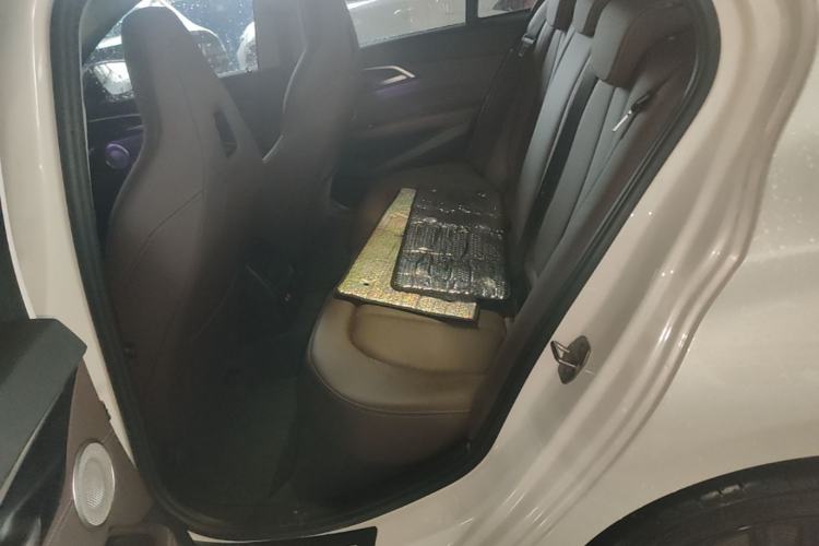 Used BMW 1 Series 2023 125i M Sport Night Edition Left Rear Seat