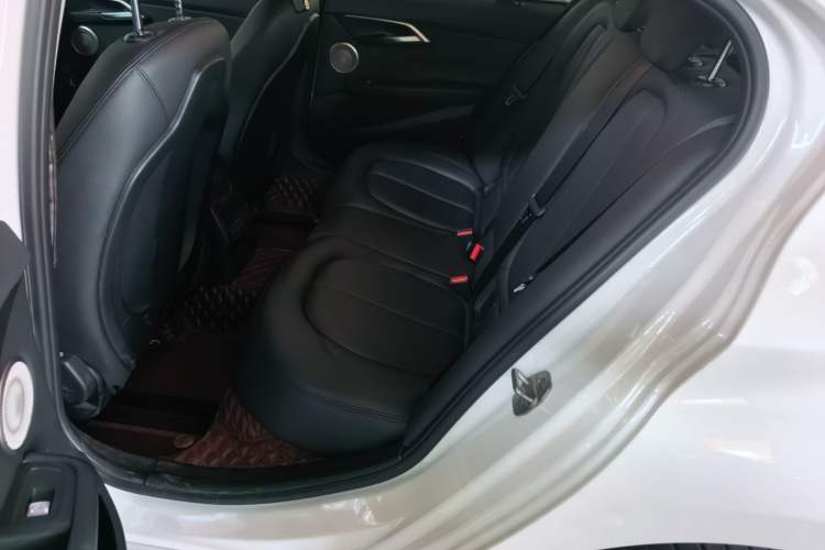 Used BMW 1 Series 2023 120i M Sport Edition Left Rear Seat