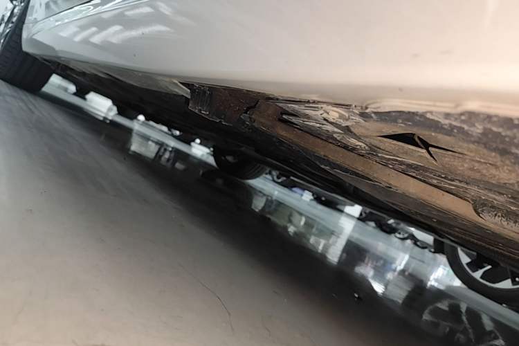 Used BMW 1 Series 2023 125i M Sport Night Edition Left Side Sill