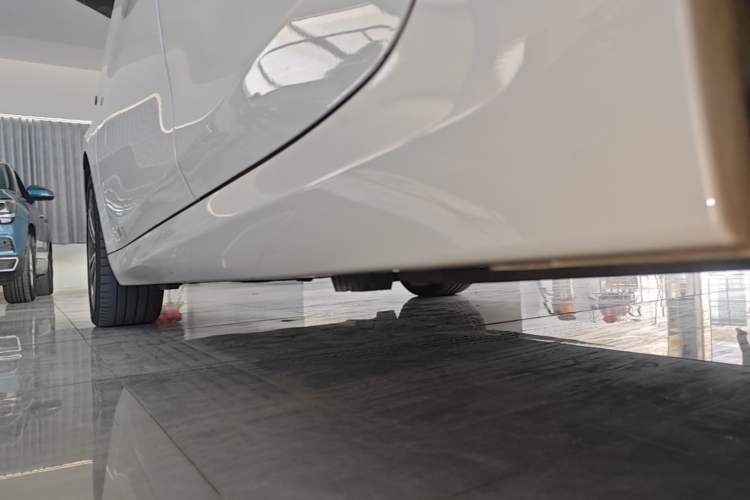 Used BMW 1 Series 2023 120i M Sport Edition Left Side Sill