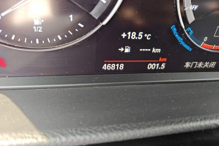 Used BMW 1 Series 2023 120i M Sport Edition Odometer Close Up