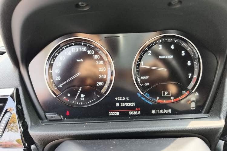 Used BMW 1 Series 2023 125i M Sport Night Edition Odometer Close Up