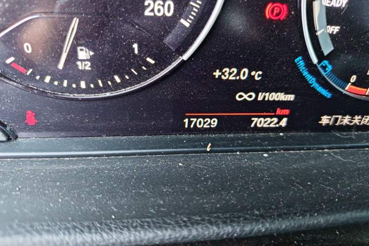 Used BMW 1 Series 2023 125i M Sport Night Edition Odometer Close Up