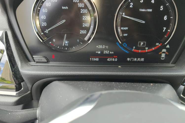 Used BMW 1 Series 2023 120i M Sport Edition Odometer Close Up