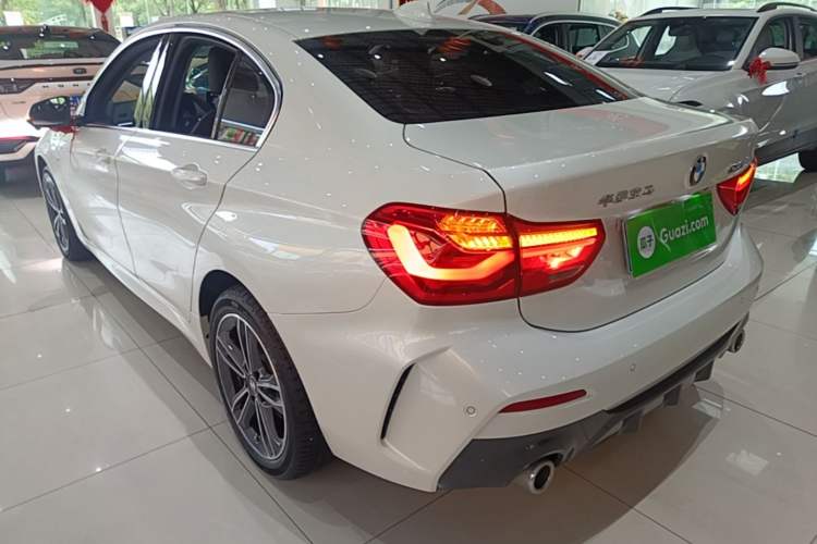 Used BMW 1 Series 2023 120i M Sport Edition Rear Left 45 Deg
