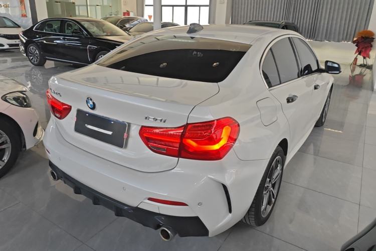 Used BMW 1 Series 2023 120i M Sport Edition Rear Right 45 Deg