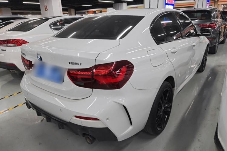 Used BMW 1 Series 2023 125i M Sport Night Edition Rear Right 45 Deg