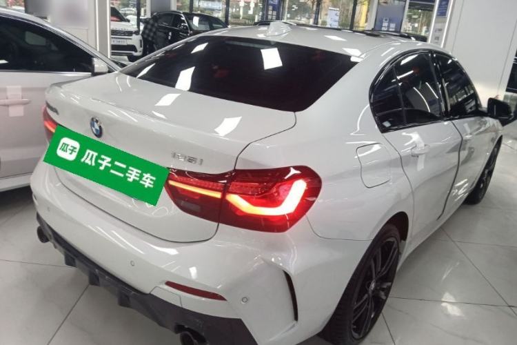 Used BMW 1 Series 2023 125i M Sport Night Edition Rear Right 45 Deg