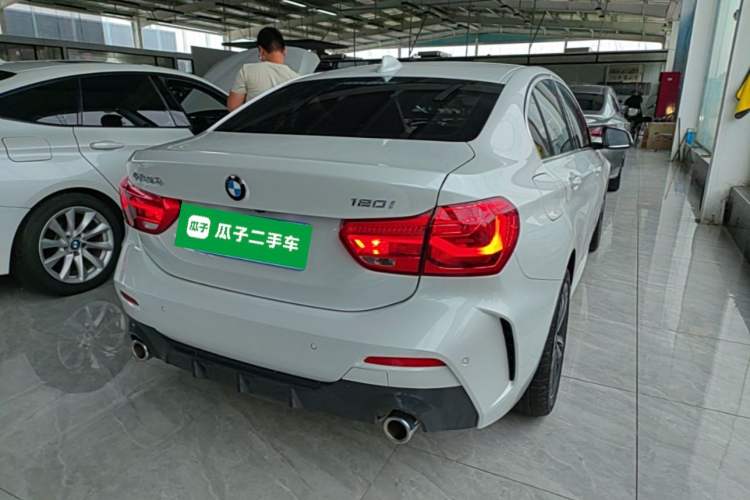 Used BMW 1 Series 2023 120i M Sport Edition Rear Right 45 Deg