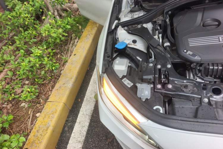 Used BMW 1 Series 2023 120i M Sport Night Edition Right Front Headlight