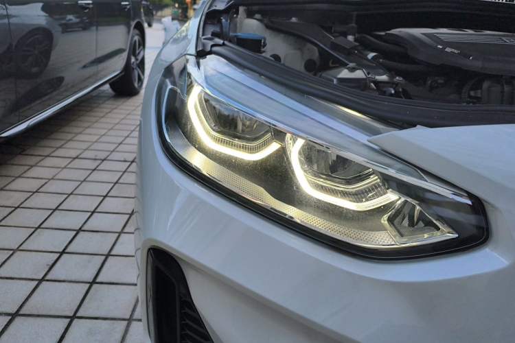 Used BMW 1 Series 2023 120i M Sport Edition Right Front Headlight