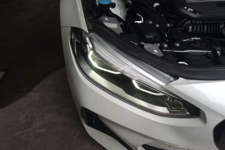 Used BMW 1 Series 2023 125i M Sport Night Edition Right Front Headlight