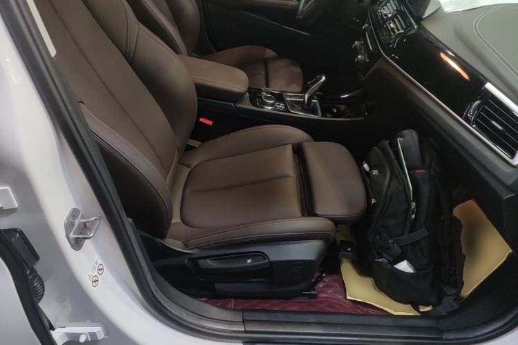 Used BMW 1 Series 2023 120i M Sport Night Edition Right Front Seat