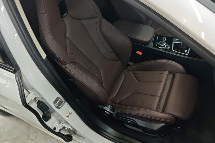 Used BMW 1 Series 2023 125i M Sport Night Edition Right Front Seat