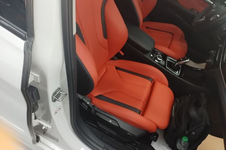Used BMW 1 Series 2023 125i M Sport Night Edition Right Front Seat