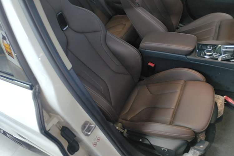 Used BMW 1 Series 2023 125i M Sport Night Edition Right Front Seat
