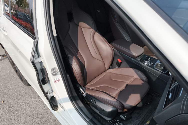 Used BMW 1 Series 2023 125i M Sport Night Edition Right Front Seat